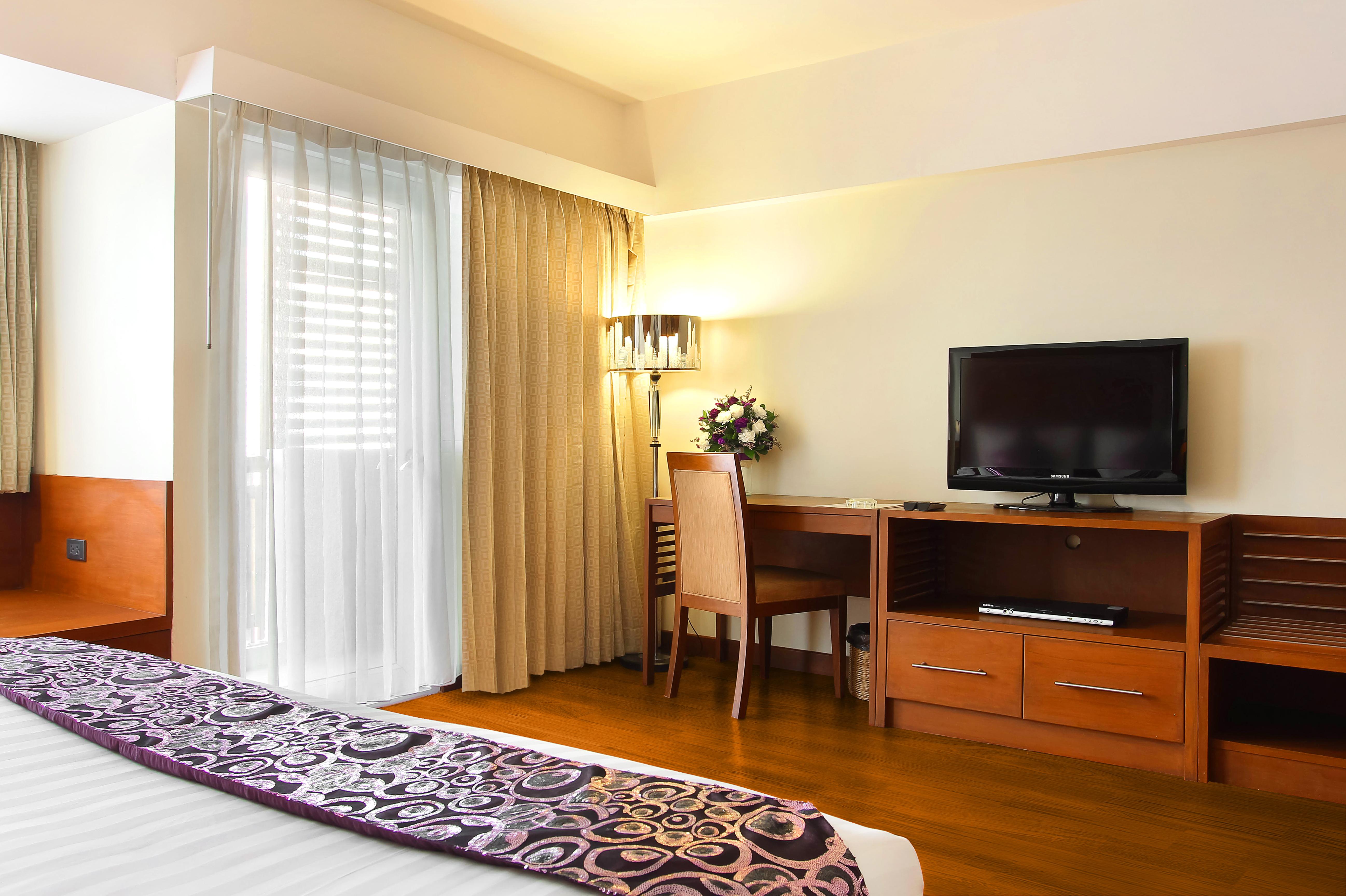 Bally Suite Sukhumvit Bangkok Exterior foto