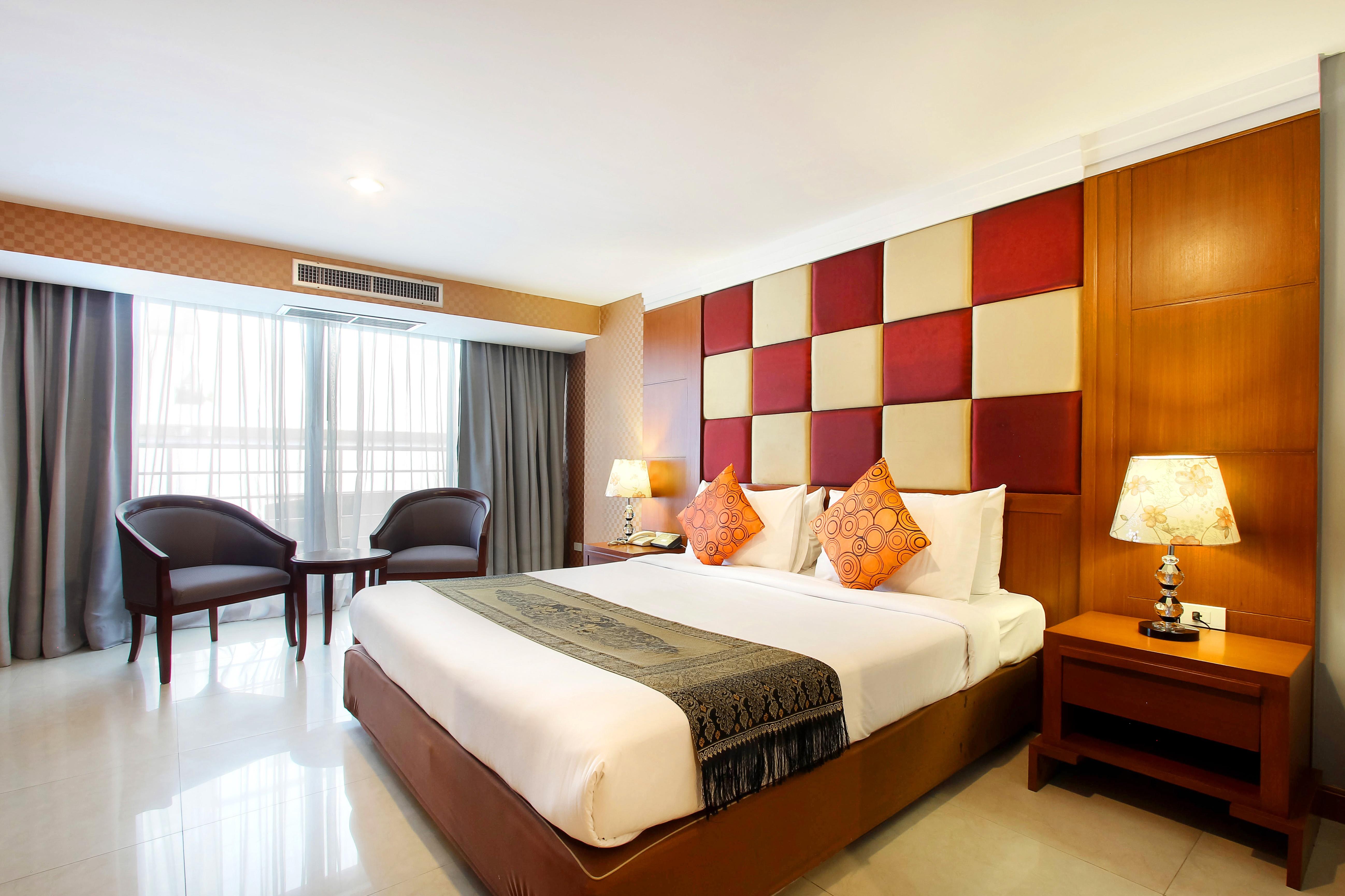 Bally Suite Sukhumvit Bangkok Exterior foto